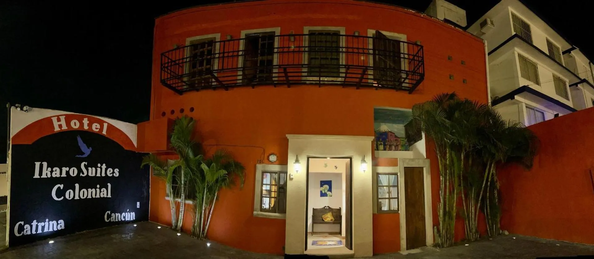 Ikaro Suites Colonial Κανκούν