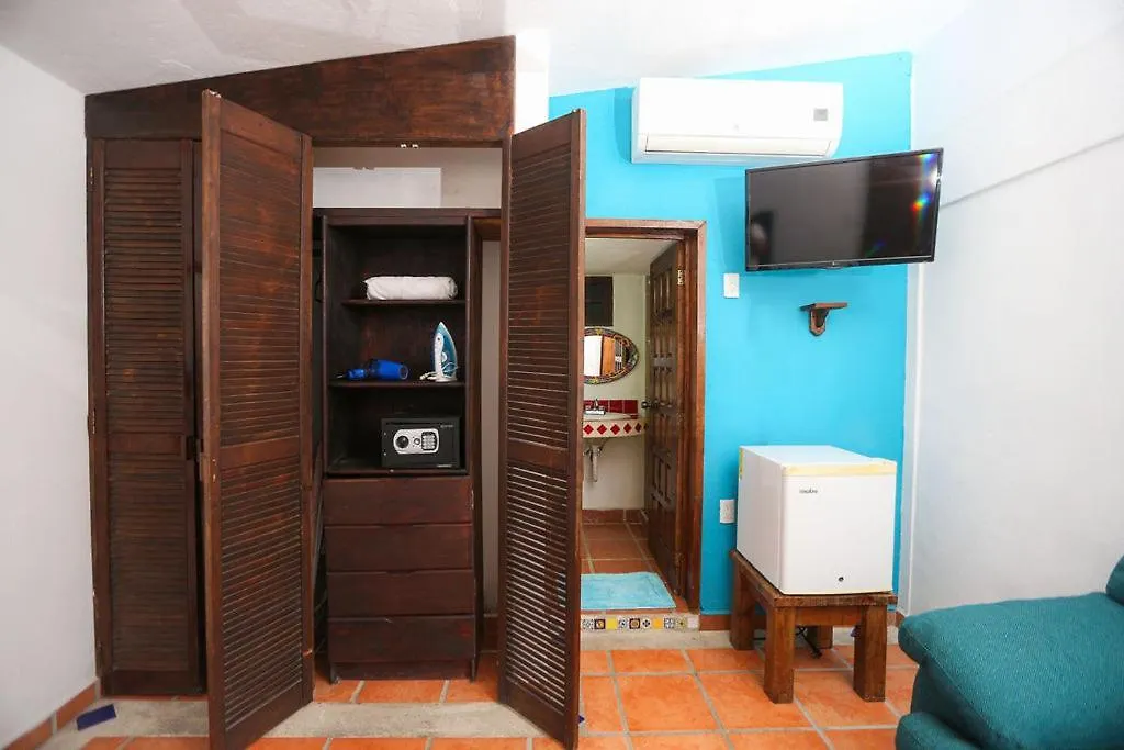 *** Hotel Ikaro Suites Colonial Cancún Mexiko